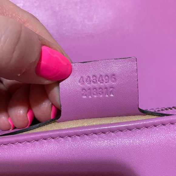 Wow! Rare Gucci Medium Marmont Bag in Pink - Picture 13 of 16